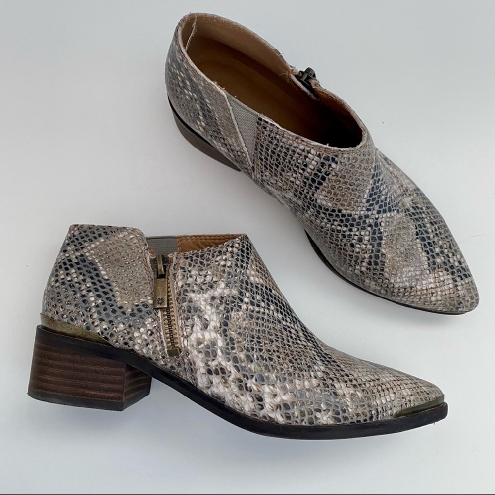 Lucky Brand KOBEN Raisin Animal Print Size 6.5 Snakeskin Patterned Ankle Boots